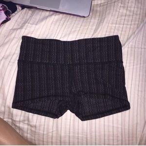 lulu lemon boogie shorts